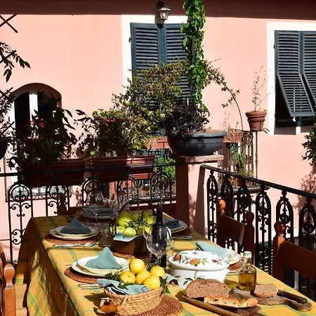 Apartment Il Carmine Charme & Terrace With Ac Lucca